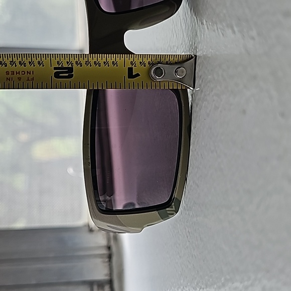Oakley Men's Sunglasses - Picture 9 of 11